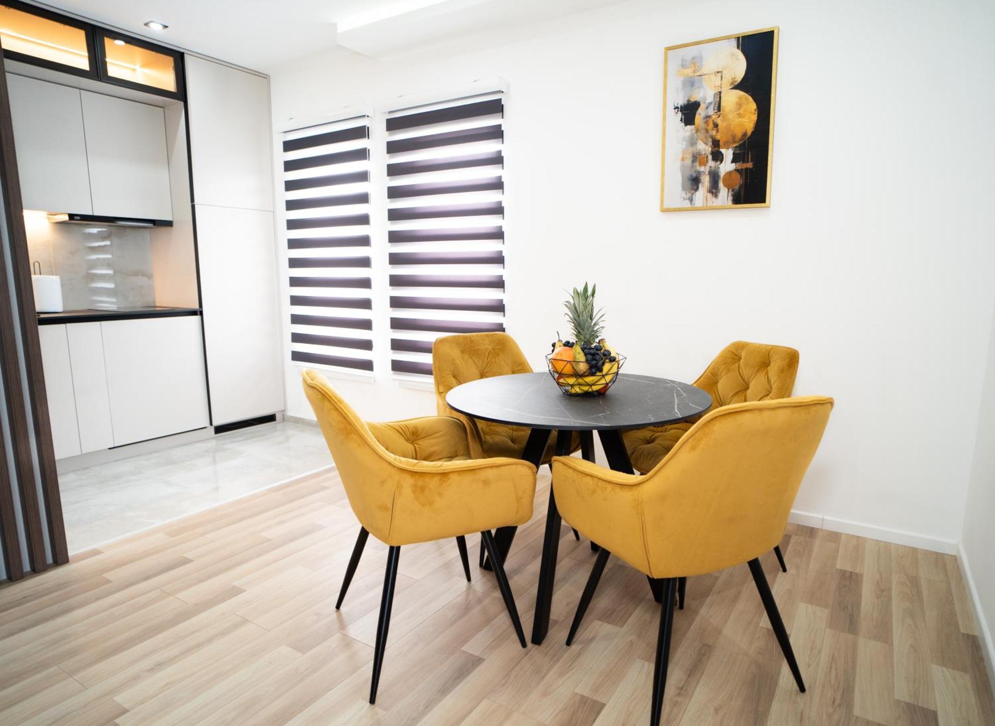 Apartmani Mila Laktaši エクステリア 写真